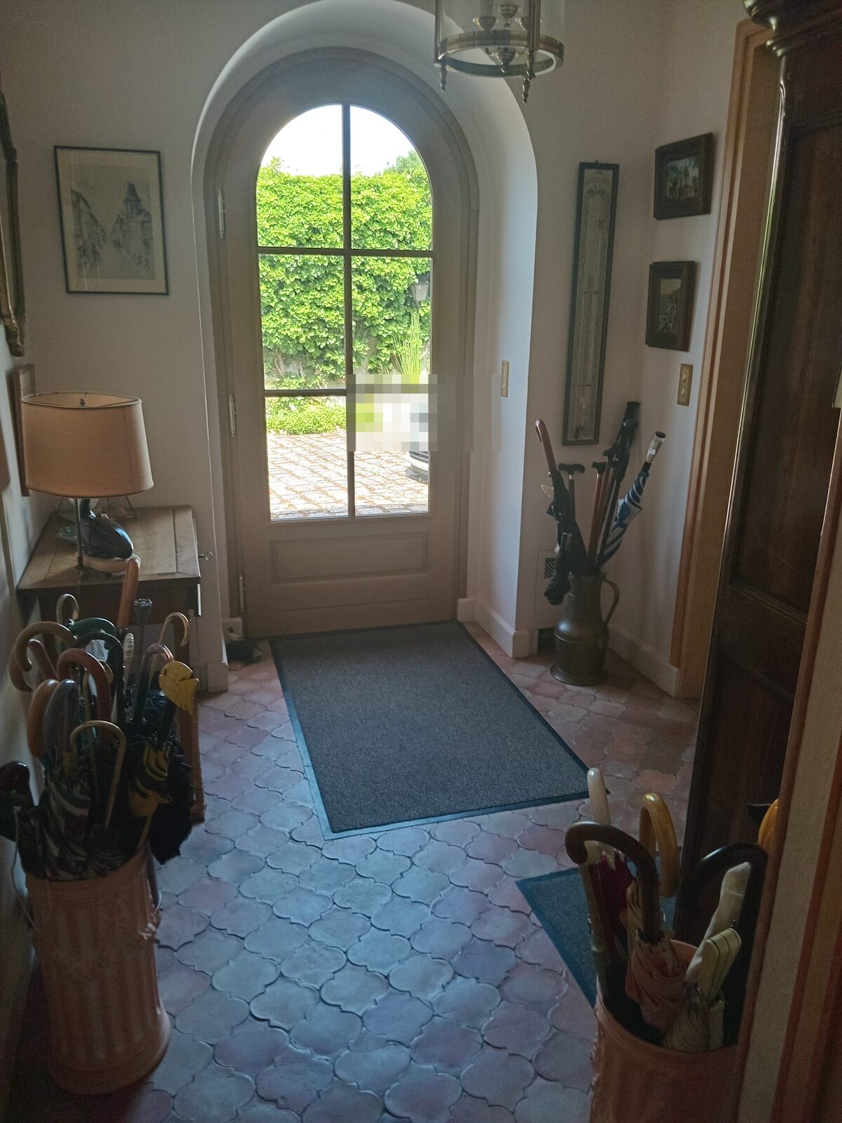 Hall et parties communes entretenus